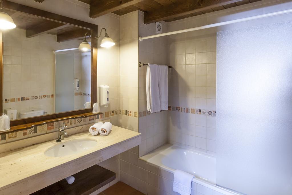 Hotel Fonda Merce Llivia Luaran gambar