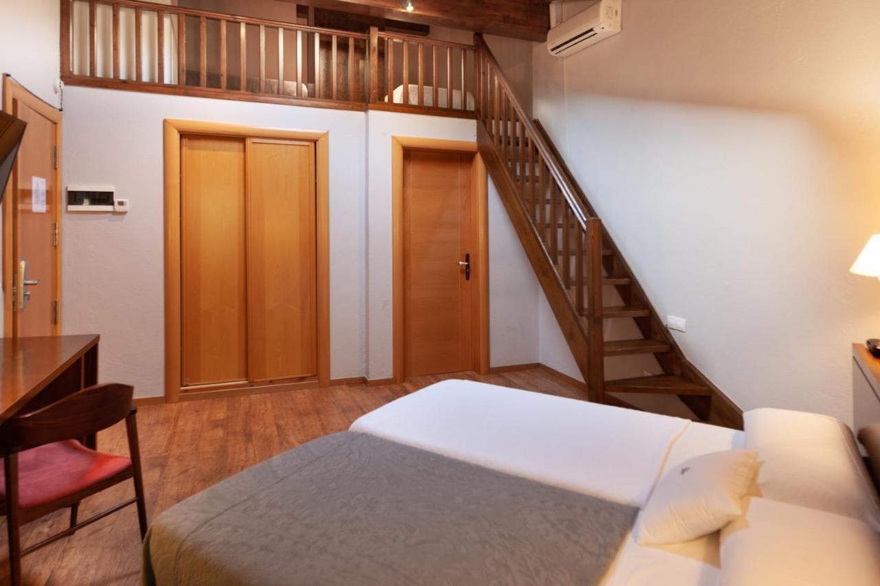 Hotel Fonda Merce Llivia Luaran gambar